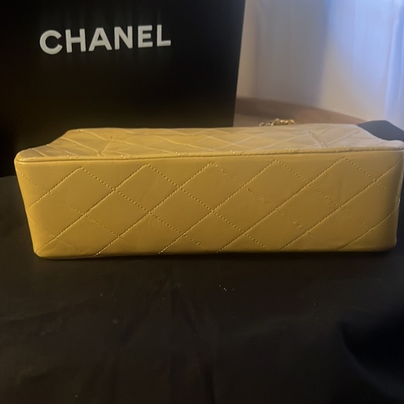 🔥Authentic Chanel medium Double Flap Classic Handbag🔥 - Picture 10 of 17